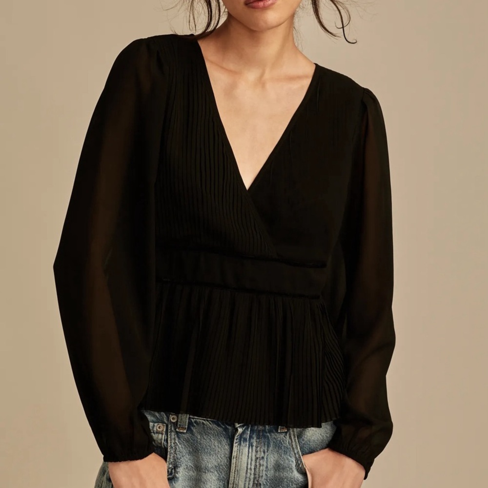 Women's Black V‑Neck Pleated Blouse - Picture 2 of 6